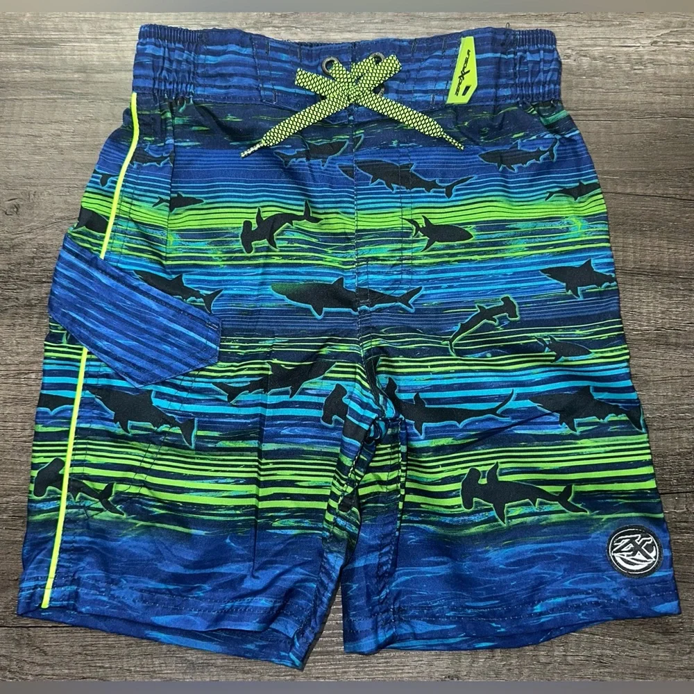 ZeroXposur Little Boys‎ Shark Swim Shorts Size M(5-6)